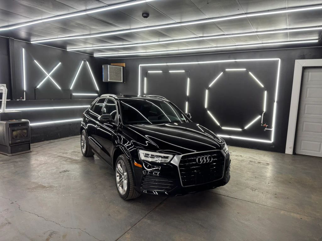 2016 AUDI Q3