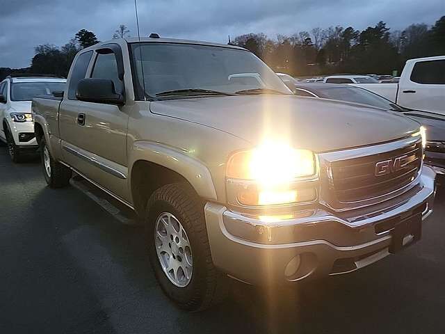 2005 GMC Sierra