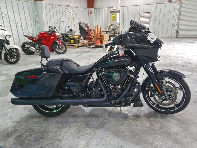 2025 HARLEY DAVIDSON FLHX / Street Glide