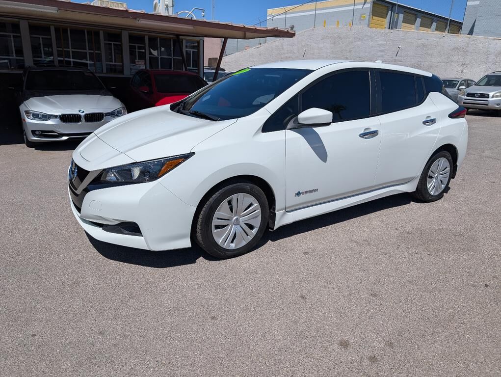 2018 NISSAN Leaf