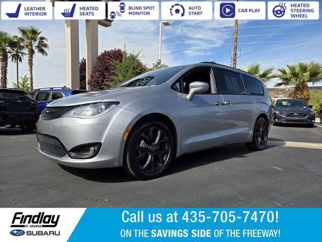 2019 CHRYSLER Pacifica