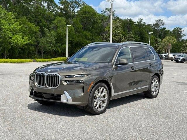 2024 BMW X7