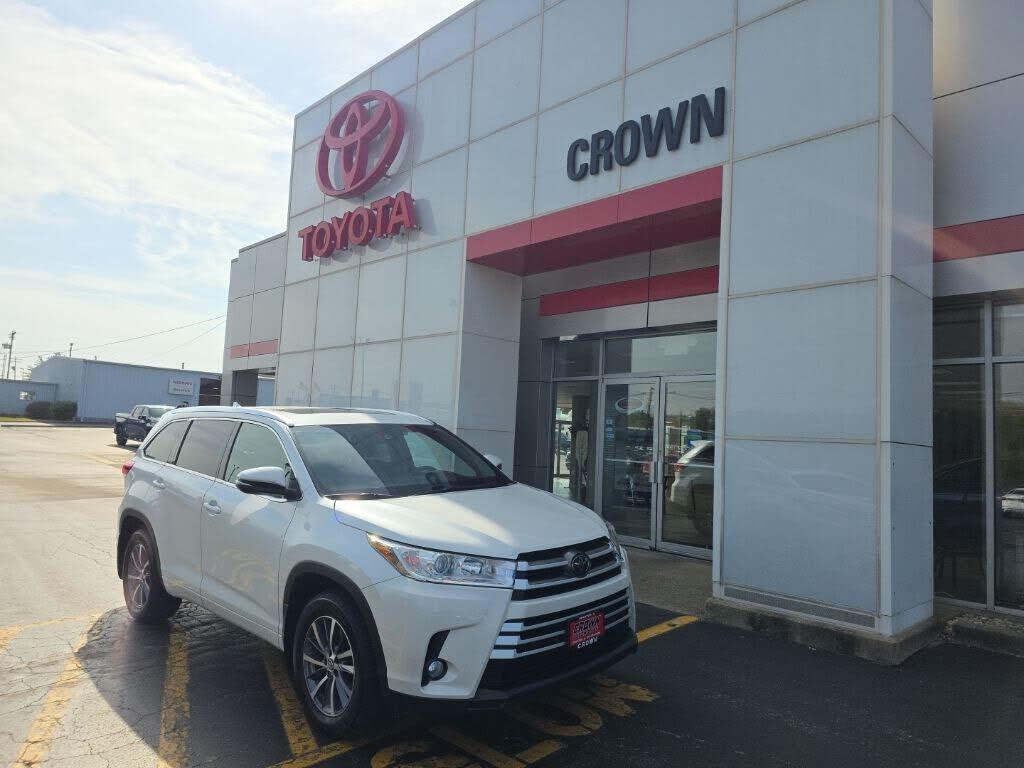 2017 TOYOTA Highlander