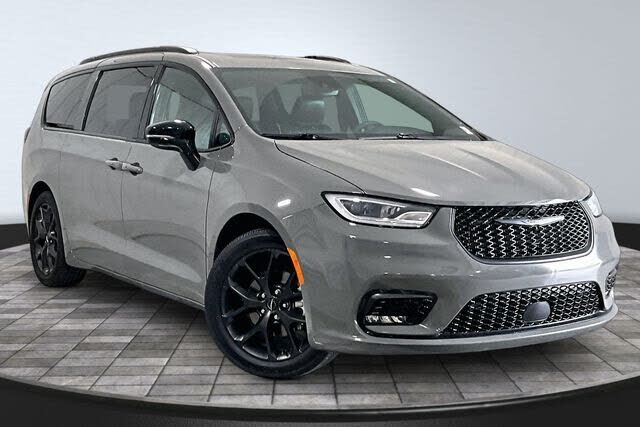 2025 CHRYSLER Pacifica