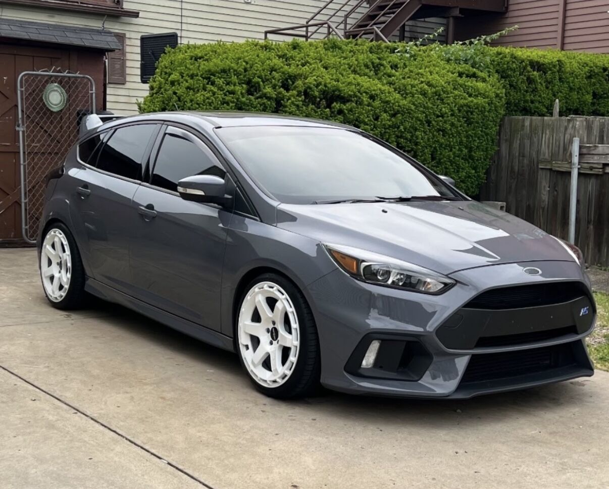 2017 FORD Focus