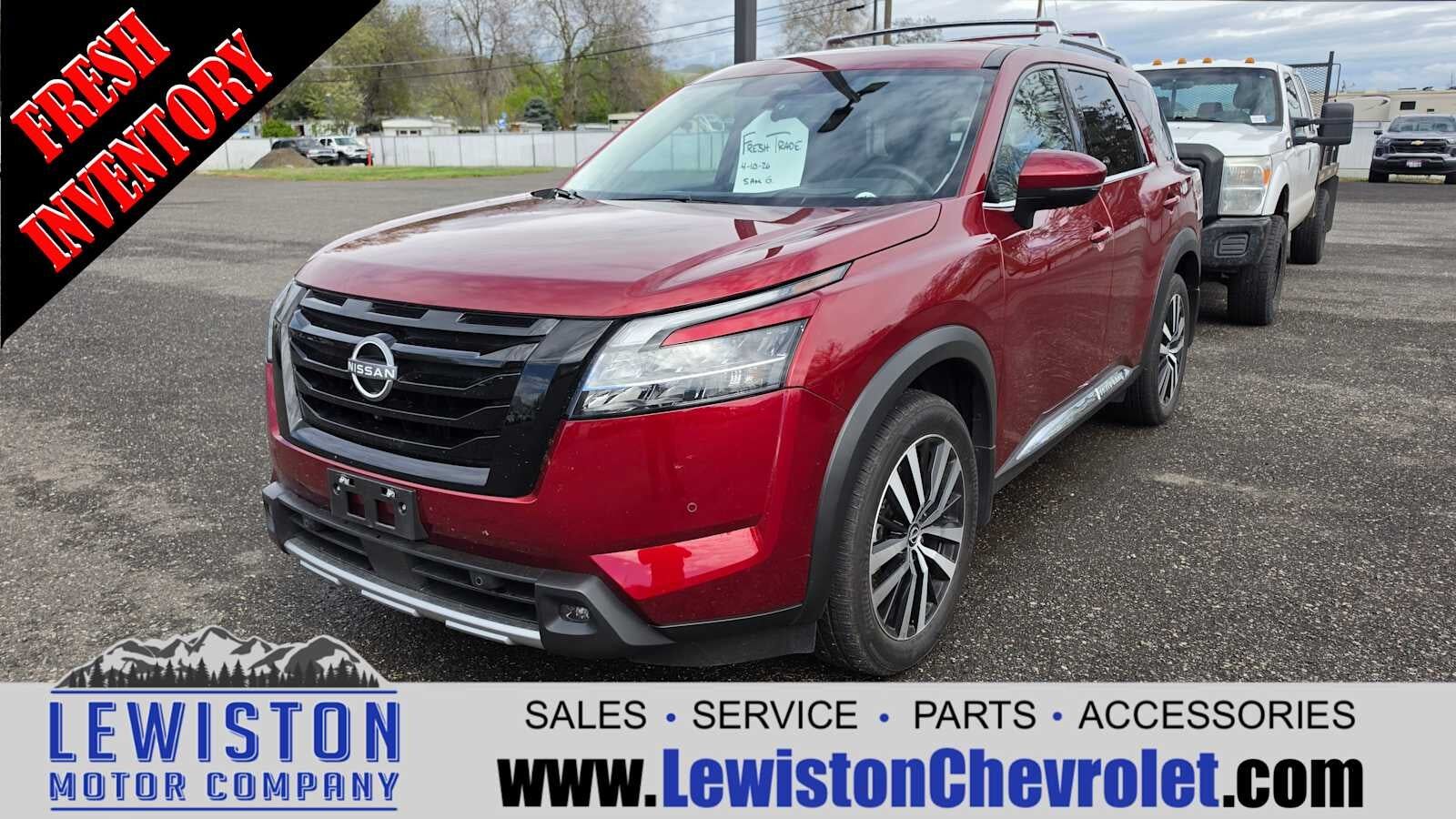 2024 NISSAN Pathfinder