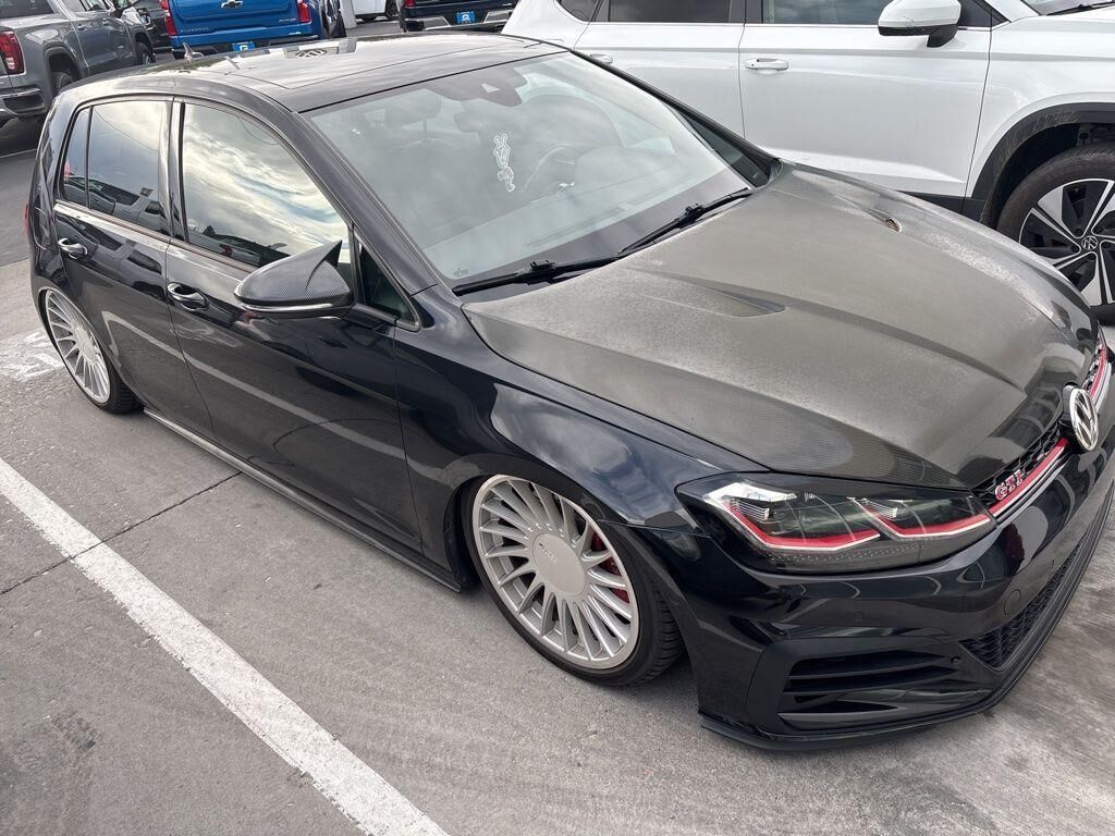 2019 VOLKSWAGEN Golf GTI