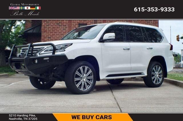 Lexus LX