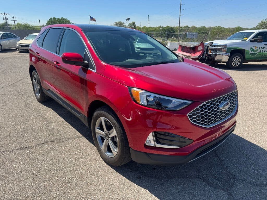 2024 FORD Edge