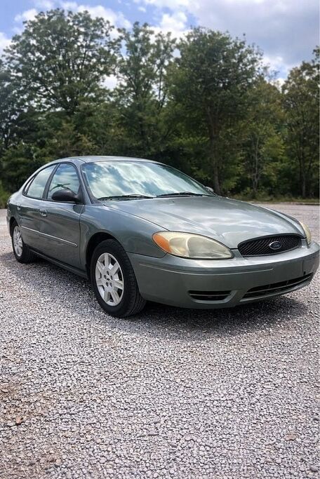 2007 FORD Taurus