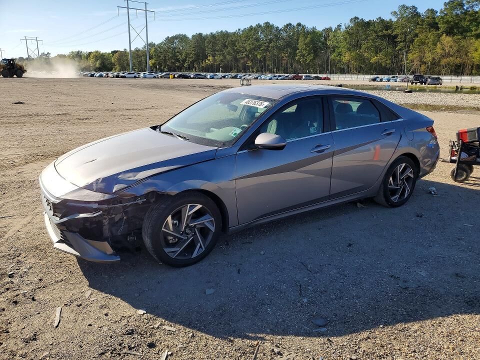 2024 HYUNDAI Elantra