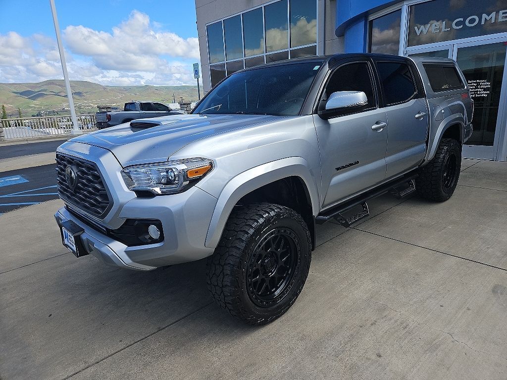 2023 TOYOTA Tacoma