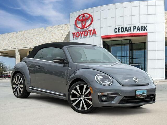 2015 VOLKSWAGEN Beetle