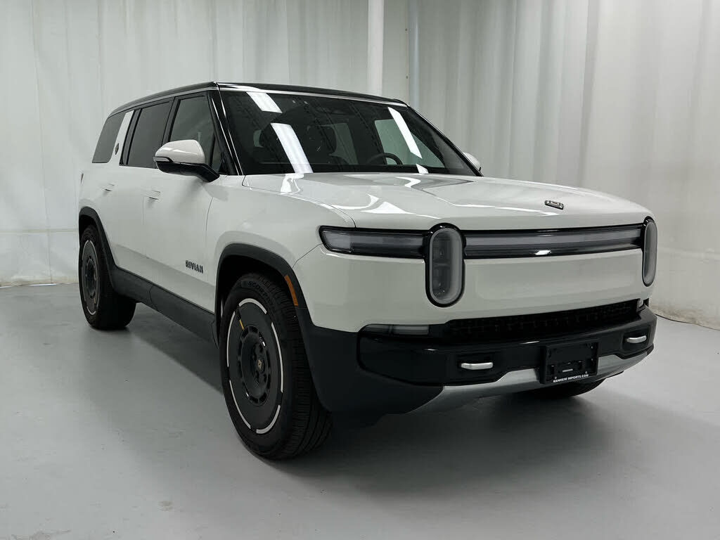 2026 RIVIAN R1S