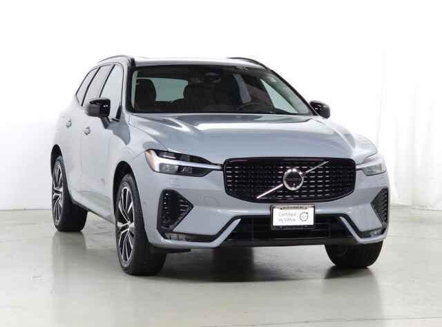 2025 VOLVO XC60