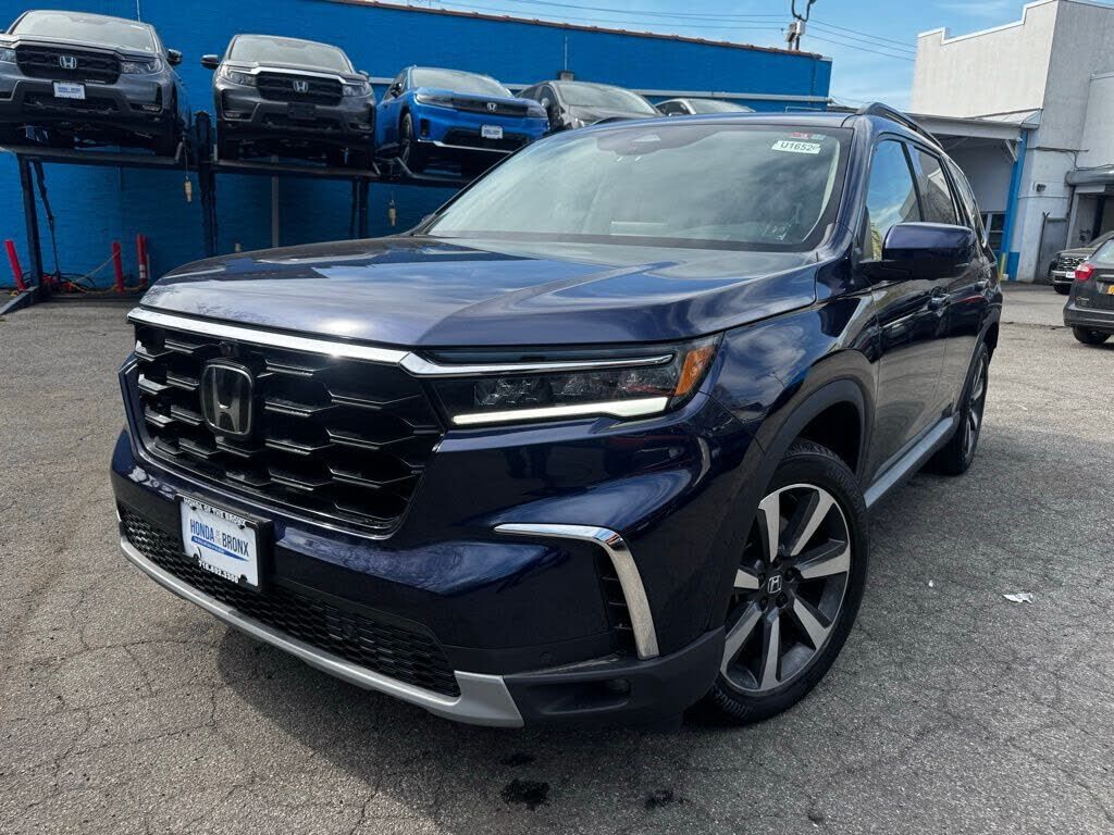 2023 HONDA Pilot