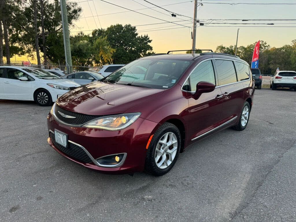 2017 CHRYSLER Pacifica