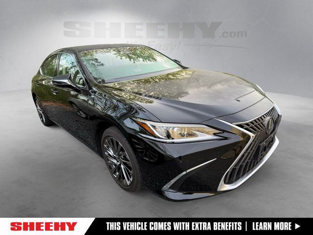 2024 LEXUS ES