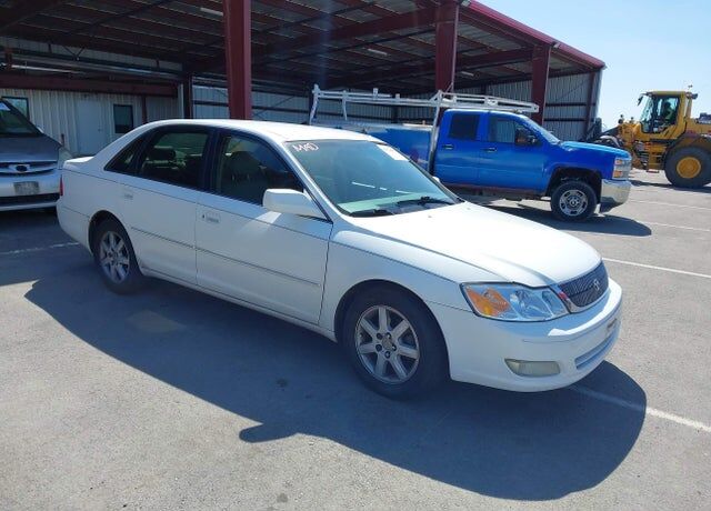 2001 TOYOTA Avalon