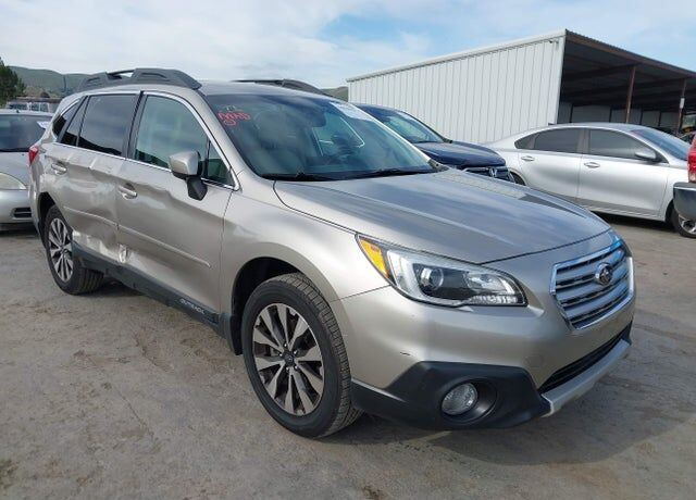 2016 SUBARU Outback