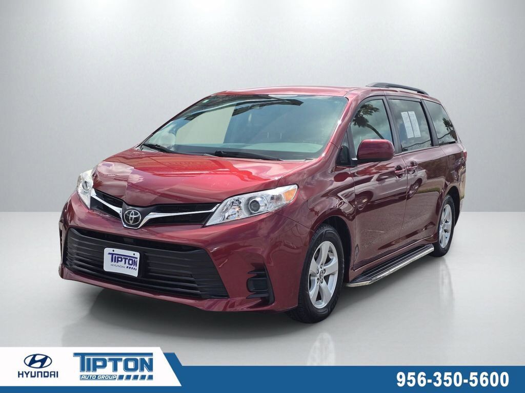 2019 TOYOTA Sienna