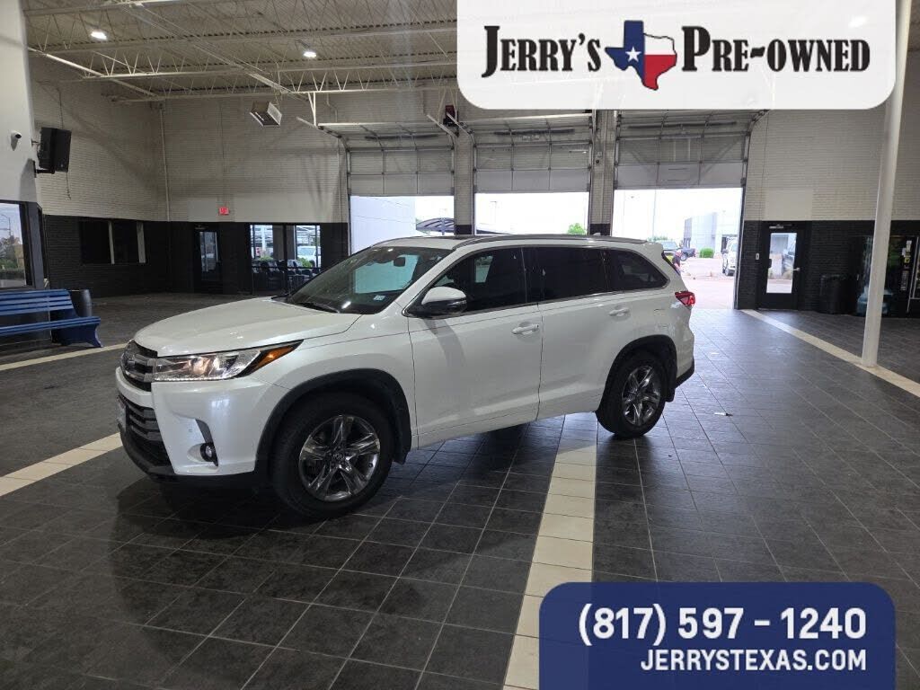 2019 TOYOTA Highlander