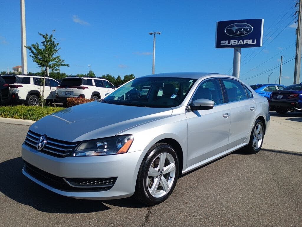 2014 VOLKSWAGEN Passat