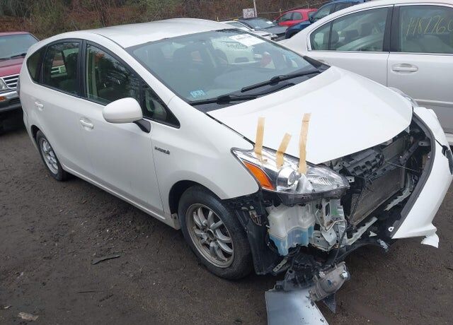 2014 TOYOTA Prius