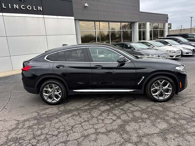 2023 BMW X4