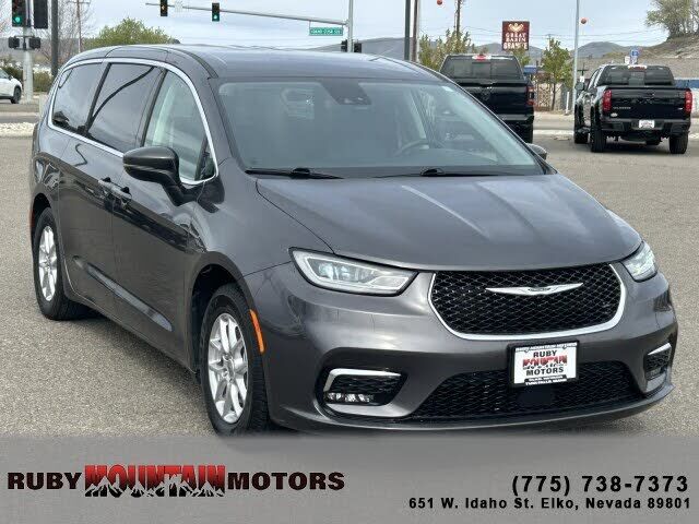 2023 CHRYSLER Pacifica