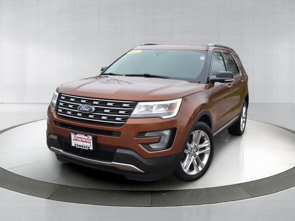 2017 FORD Explorer