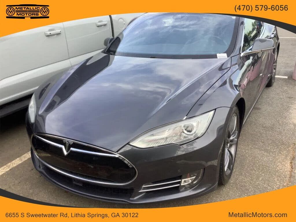 2015 TESLA Model S