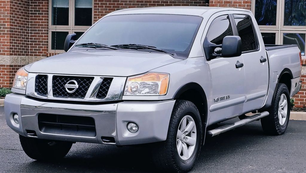 2010 NISSAN Titan