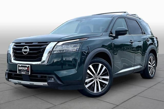 2024 NISSAN Pathfinder