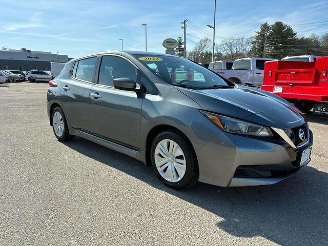 2022 NISSAN Leaf