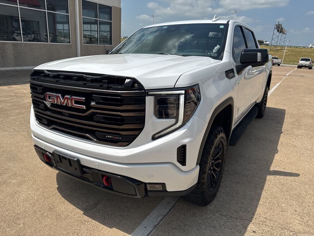 2022 GMC Sierra