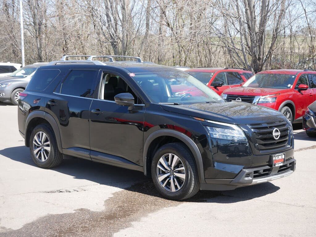2024 NISSAN Pathfinder