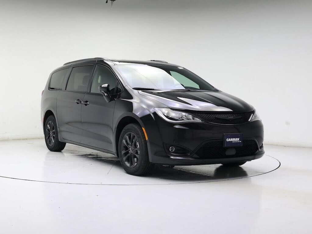 2020 CHRYSLER Pacifica