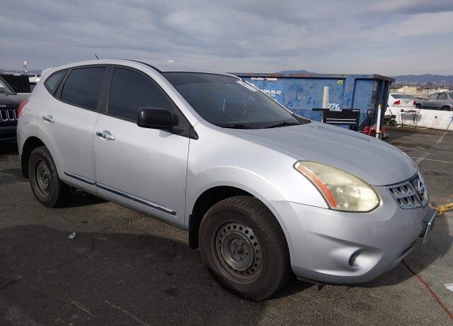 2011 NISSAN Rogue