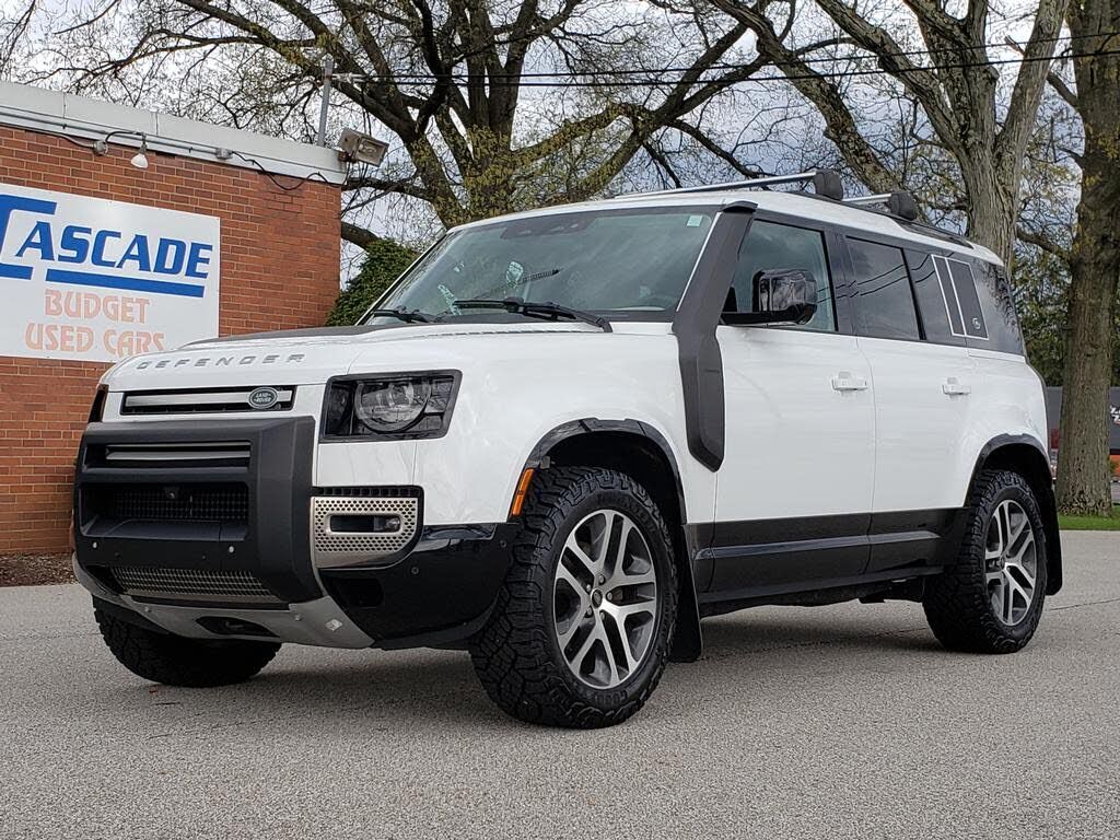 2023 LAND ROVER Defender