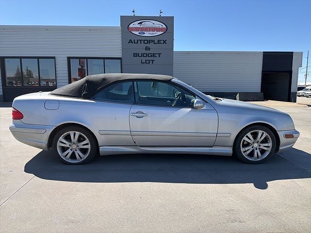 2003 MERCEDES-BENZ CLK-Class