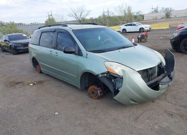 2007 TOYOTA Sienna