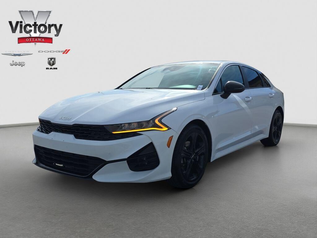 2022 KIA K5