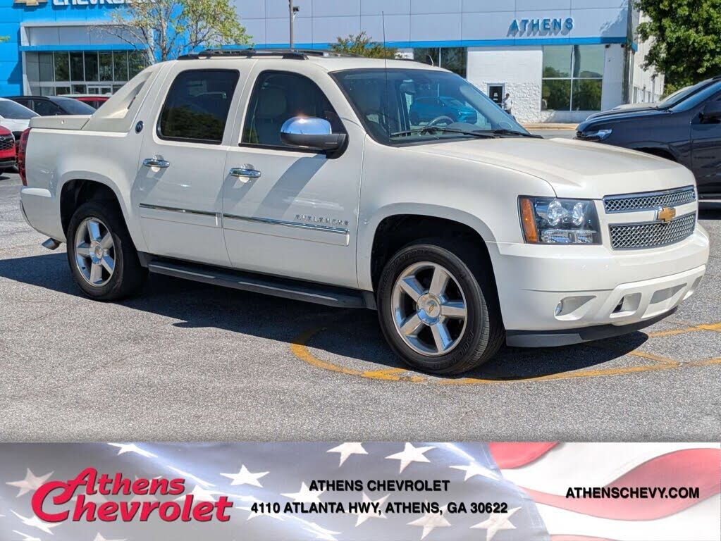 2013 CHEVROLET Avalanche