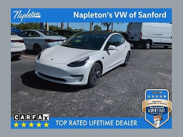 2022 TESLA Model 3