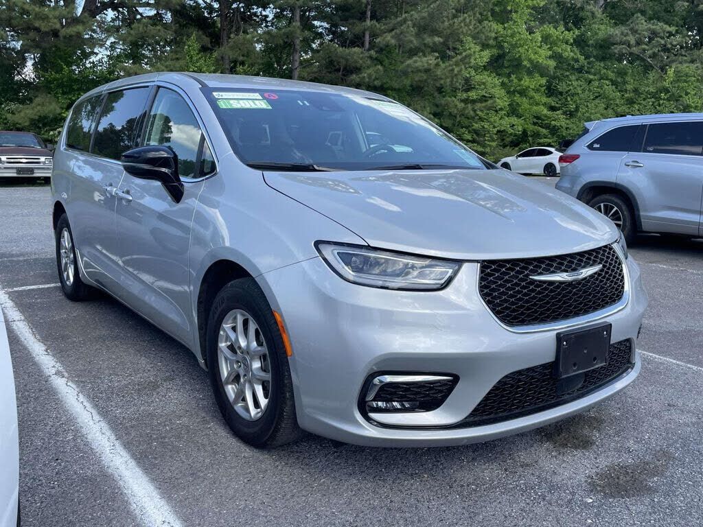 2024 CHRYSLER Pacifica
