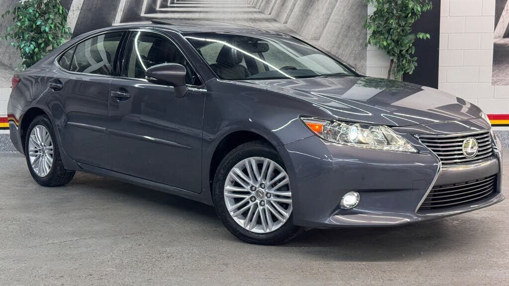 2014 LEXUS ES