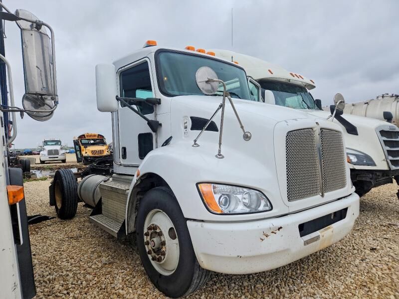 2015 KENWORTH T3 Series