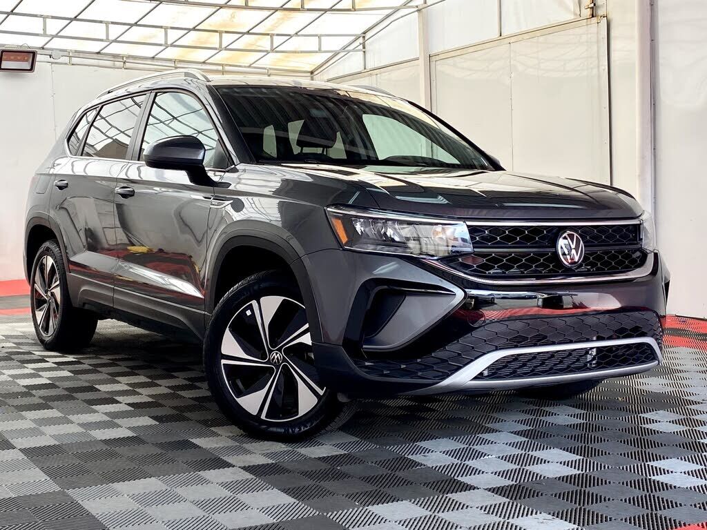 2024 VOLKSWAGEN Taos 4Motion