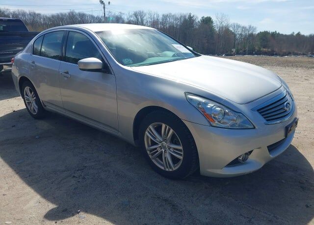 2010 INFINITI G37